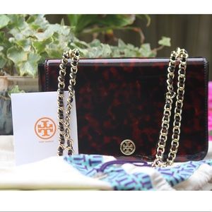 Tory Burch Patent Robinson Adjustable Shoulder Bag